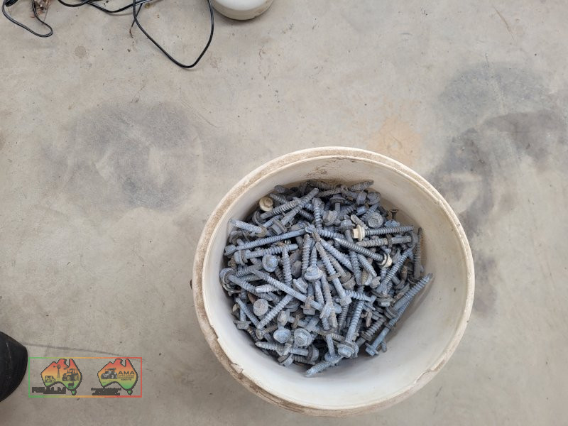 Hex Head Roofing Screws (Kyabram Vic.) - photo 2