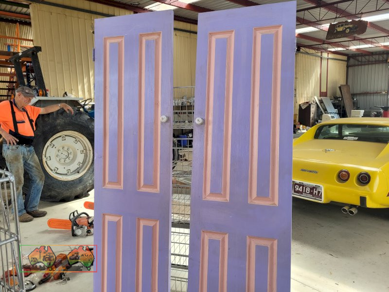 2x Narrow Cupboard Doors 52 x 200cm (Kyabram Vic.) - photo 1