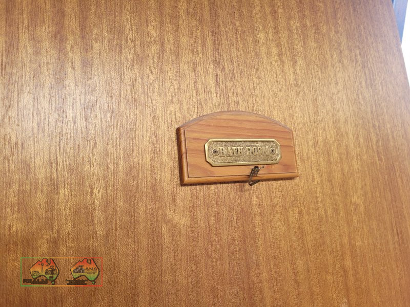 Timber Bathroom Door 81 x 200cm (Kyabram Vic.) - photo 3
