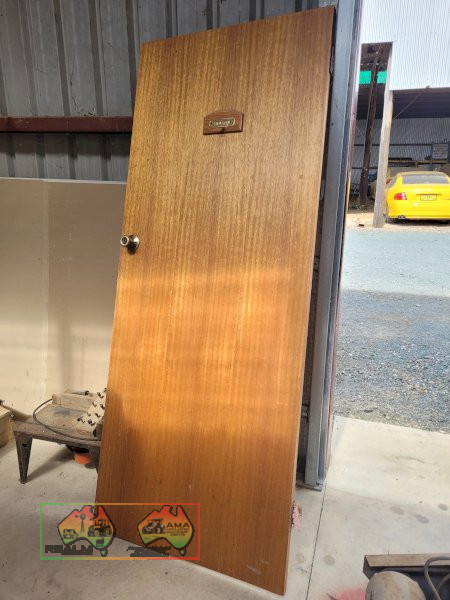 Timber Bathroom Door 81 x 200cm (Kyabram Vic.) - photo 1