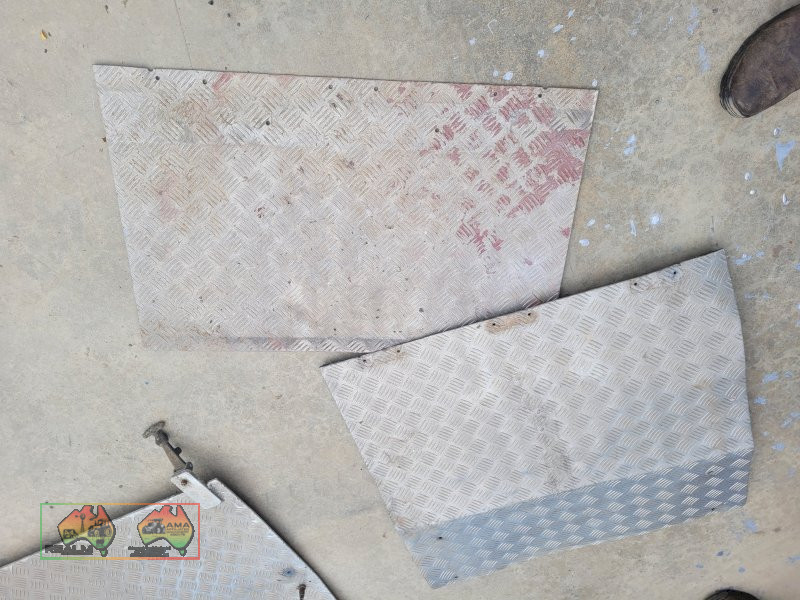 Alloy Checker Plate Chassis Covers (x2)