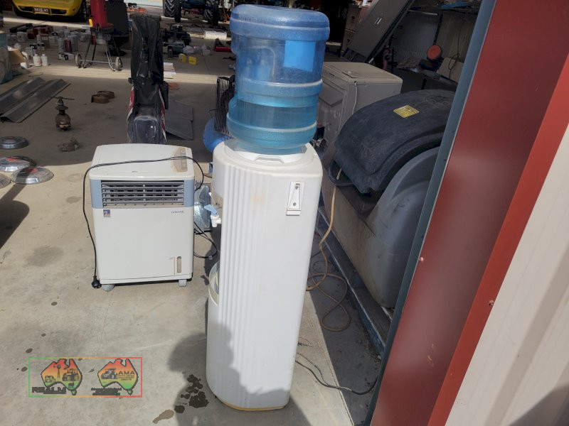 Refrigerated Water Cooler/Dispenser (Working Cond.) - photo 4