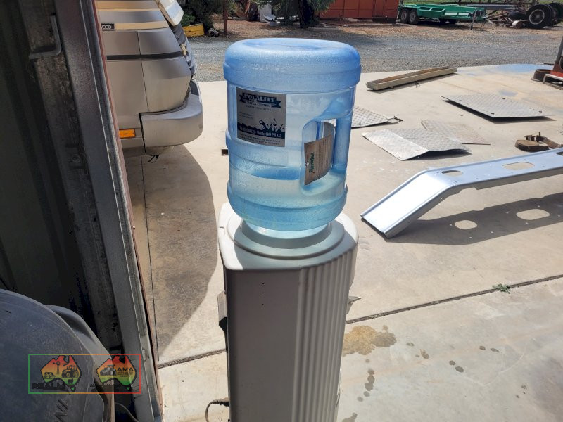 Refrigerated Water Cooler/Dispenser (Working Cond.) - photo 5