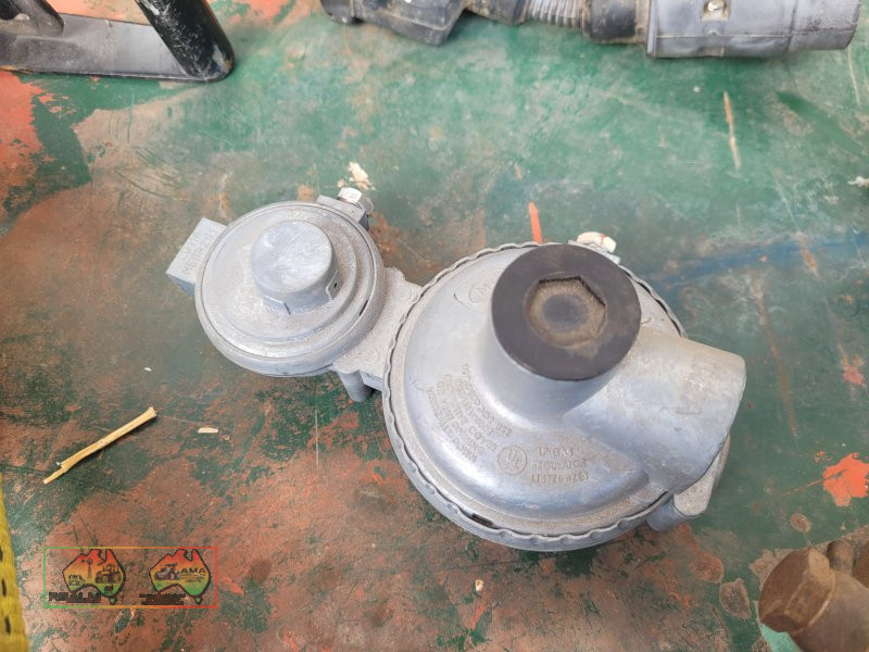 New Twin Gas Regulator (Kyabram Vic.) - photo 1