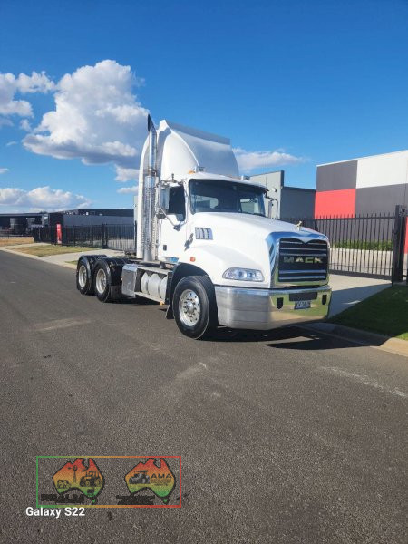 MACK Granite - 435HP - photo 2