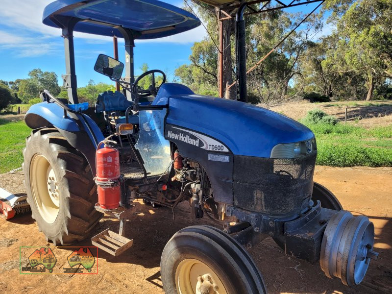 2004 NH-TD60D Tractor - photo 5