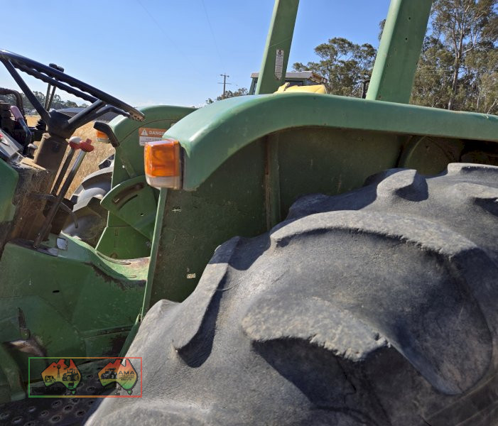 John Deere 1750 FEL Tractor - photo 11