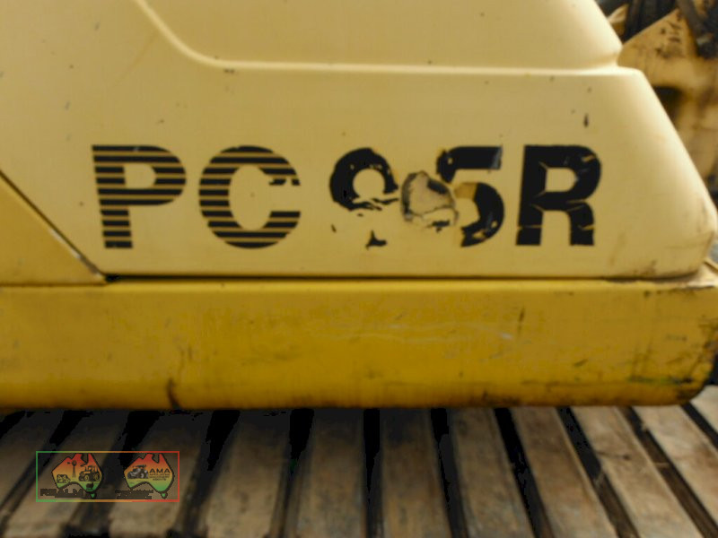 Komatsu PC95R Excavator - photo 13