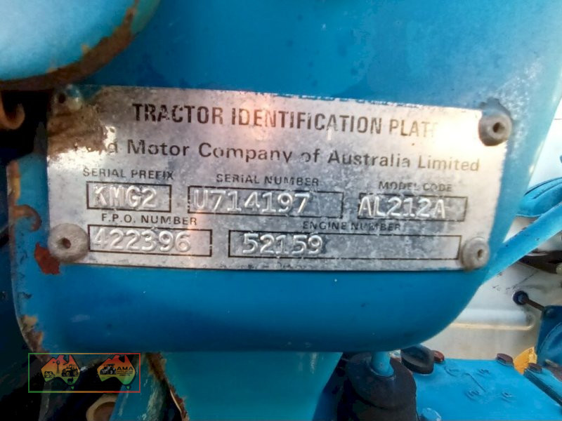 Ford 1700 4WD Tractor with FEL - photo 10