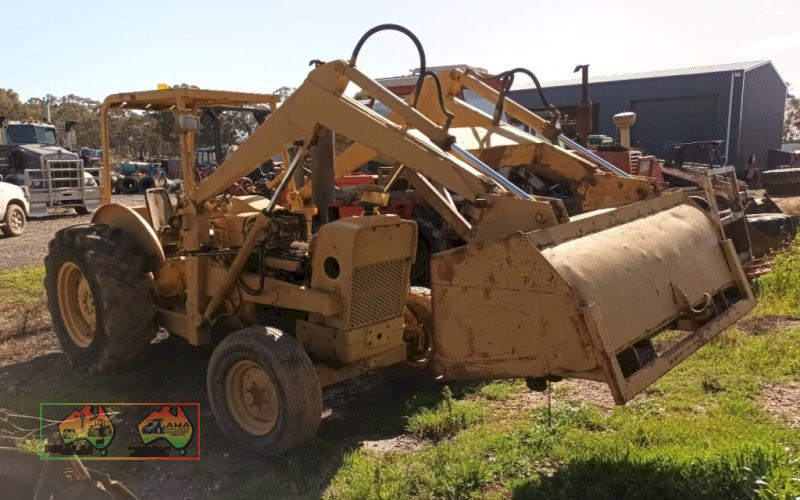Ford 3400 Industrial Loader - photo 2