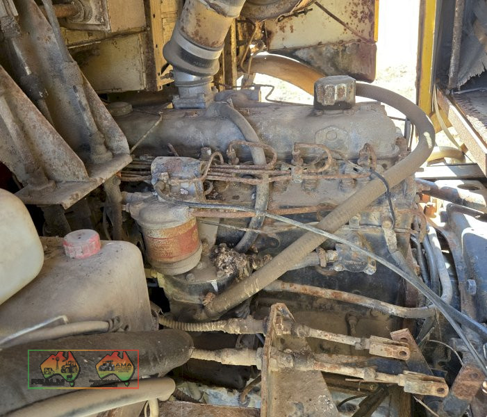 Bedford Diesel 4x4 Fire Truck - photo 23