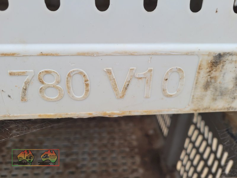 White Plastic Fruit Bins ($/Bin) - photo 4