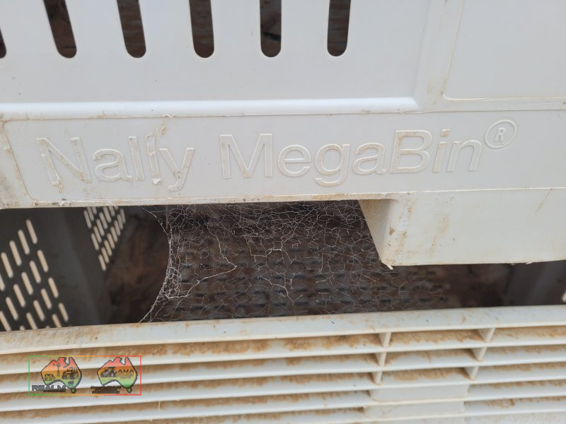 White Plastic Fruit Bins ($/Bin) - photo 5