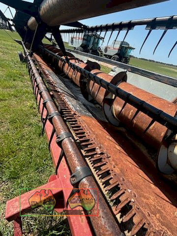Gleaner R62 Combine Header - photo 16