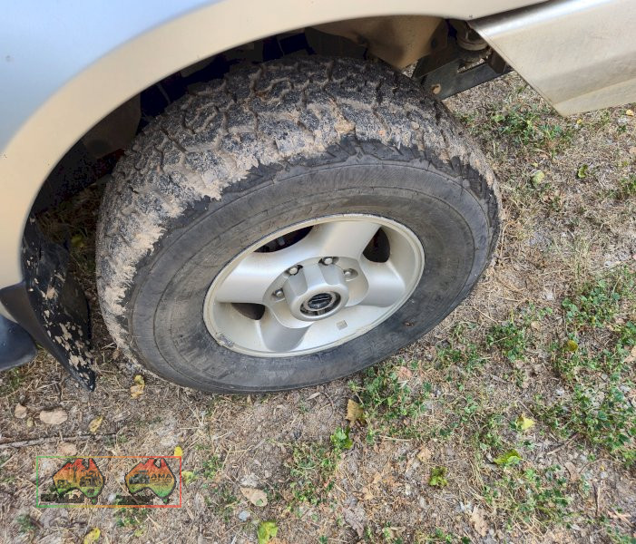 2006 Nissan Navara STR 3.0 Diesel 4x4 Dual Cab - photo 7