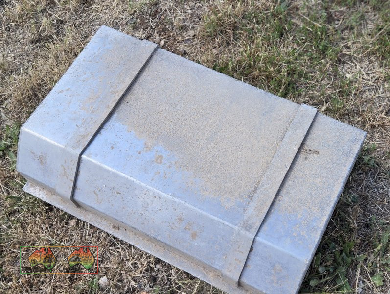 Holden HQ 1 Tonner Alloy Drop Tank. - photo 3
