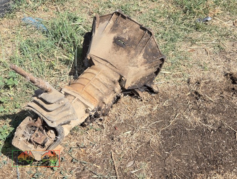 M20 Holden 4sp Gear Box - photo 2
