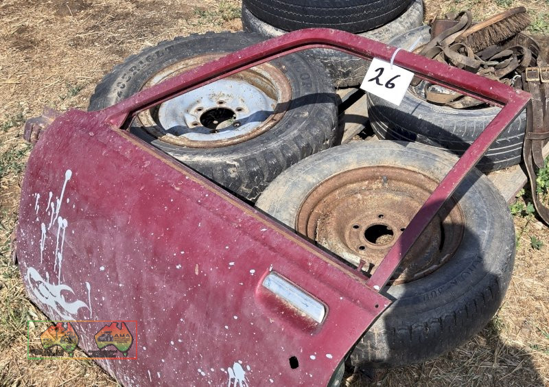 Holden LH Torana Door - photo 4