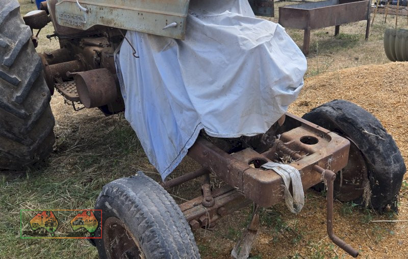 Fordson Major Tractor Petrol/Kero - photo 2