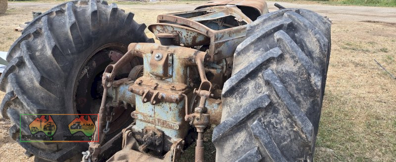 Fordson Major Tractor Petrol/Kero - photo 5