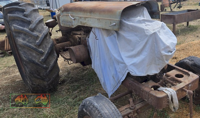 Fordson Major Tractor Petrol/Kero