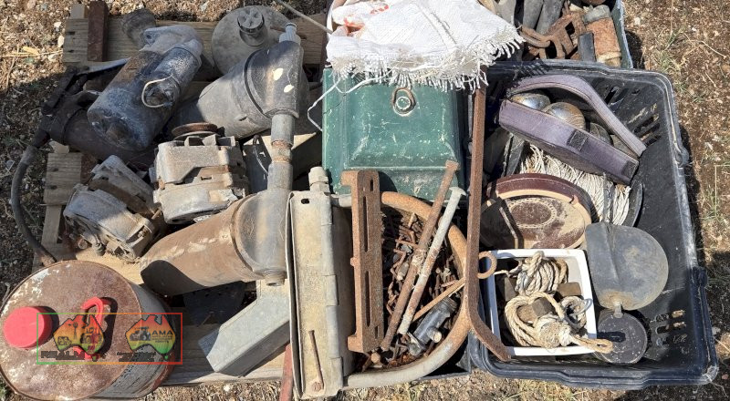 Pallet of Sundries (Holden Starter & Alternator) - photo 6