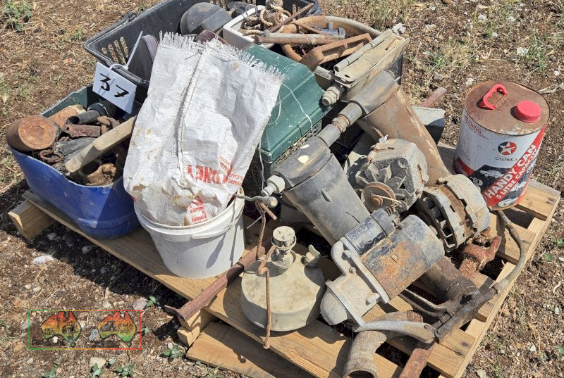 Pallet of Sundries (Holden Starter & Alternator)