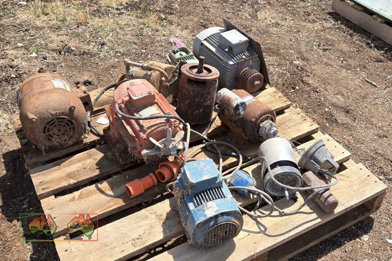 Pallet of Electric Motors - photo 4