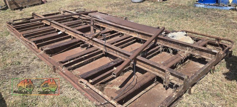 Solid Steel Truck Tray with Checkerplate Deck (15ft x 7'10") - photo 2