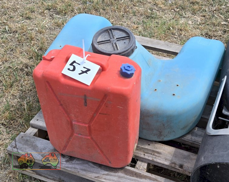 60 Ltr ATV Sprayer & Jerry Can - photo 3