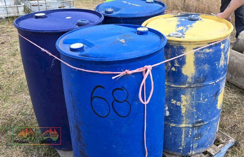 4x Poly Barrels