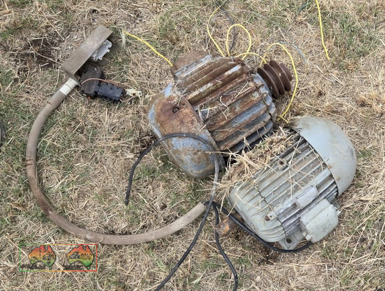 2x Electric Motors (5.5Hp Single & 2Hp 3-Phase)