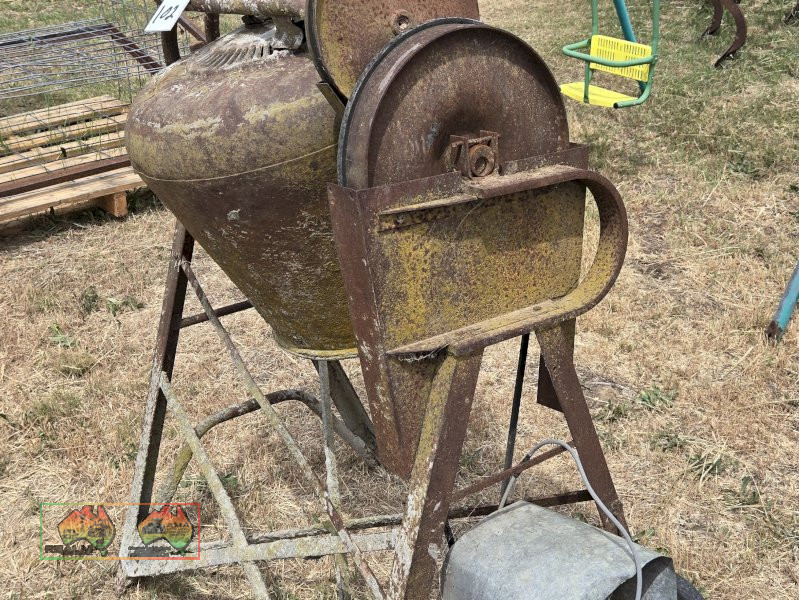 Electric Cement Mixer (Working Cond.) - photo 3