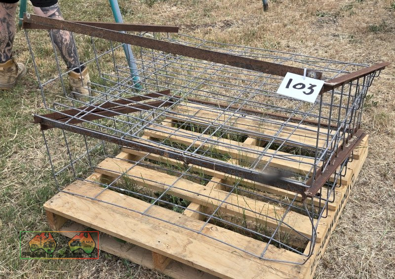 3x Fence Mounted Calf Hay Feeders