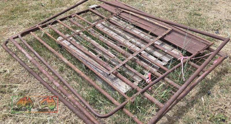 Assorted Gate Frames - photo 3
