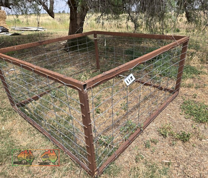 Mesh Crate (200 x 208 cm)