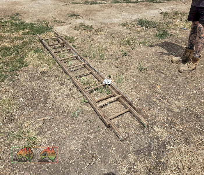 Timber Extension Ladder