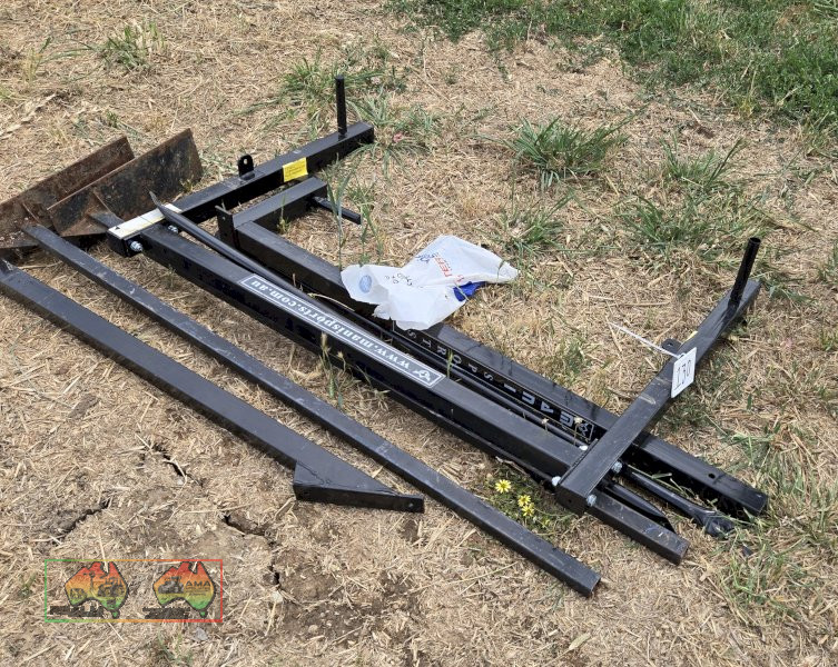Mani Boxing Bag Stand (New)