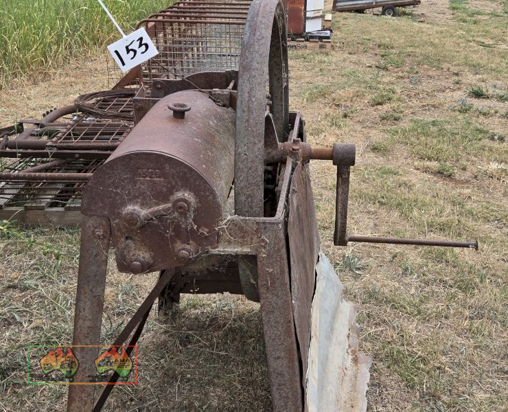 Antique Chaff Cutter - photo 6