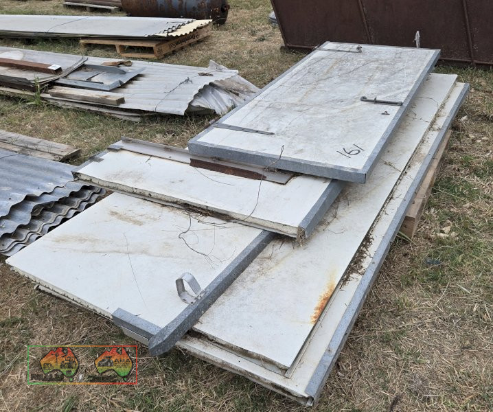 Assorted Coolroom Panels (2 Piles) - photo 2