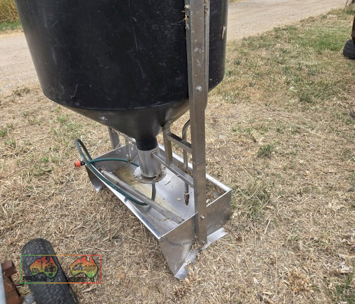 Pig Feeder Trough with Watering Nipples - photo 2