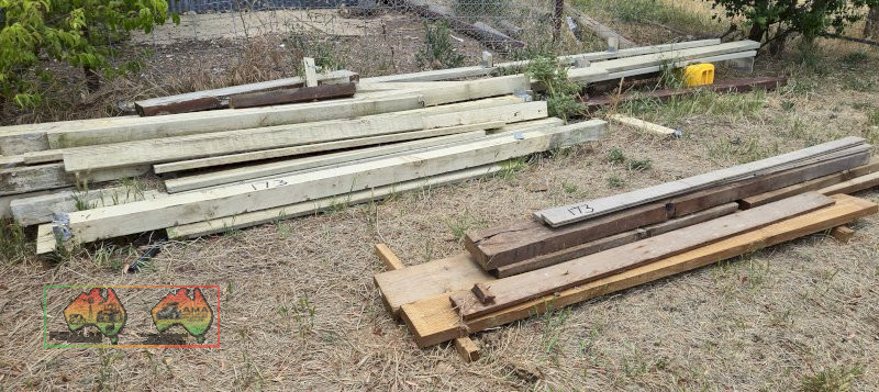 Assorted Lengths of Building Timbers (2 Piles)
