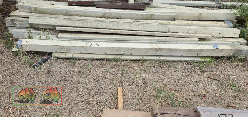 Assorted Lengths of Building Timbers (2 Piles) - photo 3