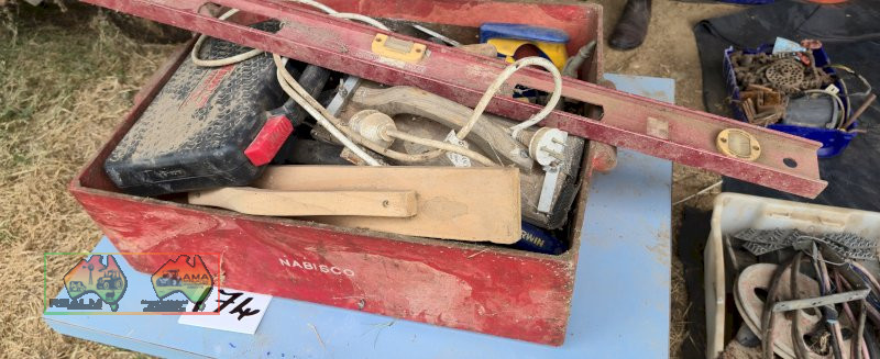 Blue Table & Tub of w/shop Tools - photo 3