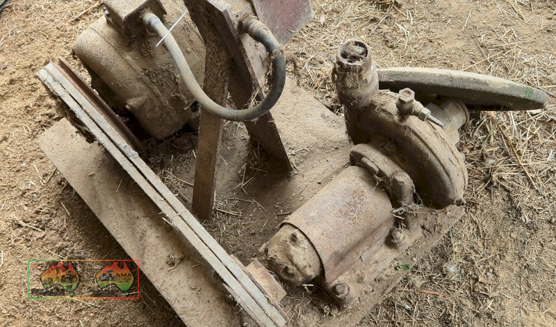 Older Style Electric Pump - photo 4