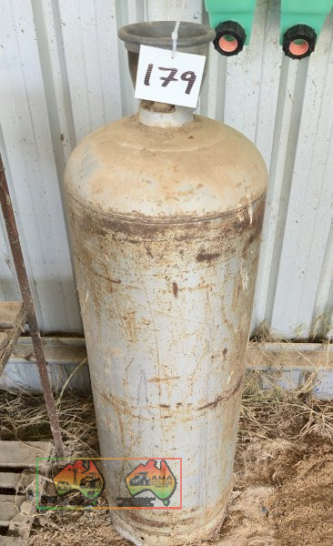 LPG Gas Cylinder - photo 2