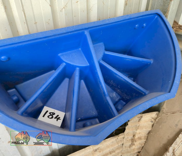 6 Unit Calf Milk Feeder - photo 2