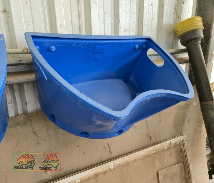 6 Unit Calf Milk Feeder
