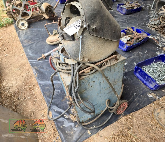 Transarc Junior 130 Arc Welder & 2 Helmets - photo 3