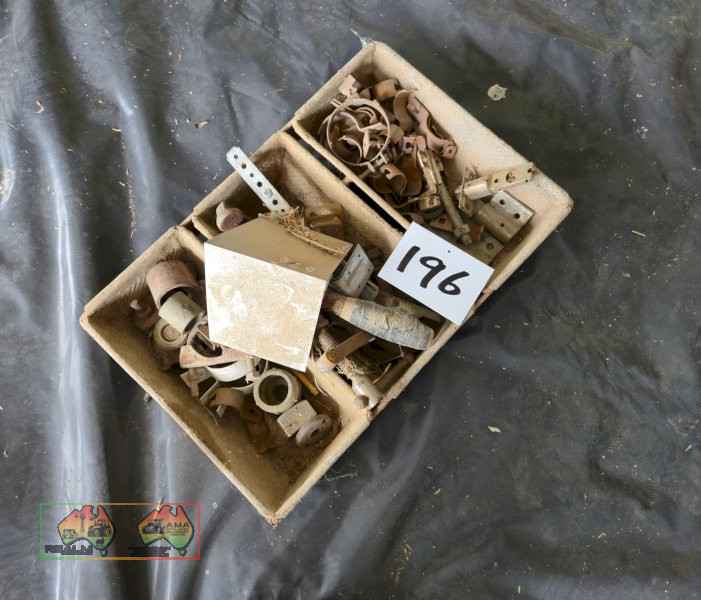 Tub of Bolts - photo 2